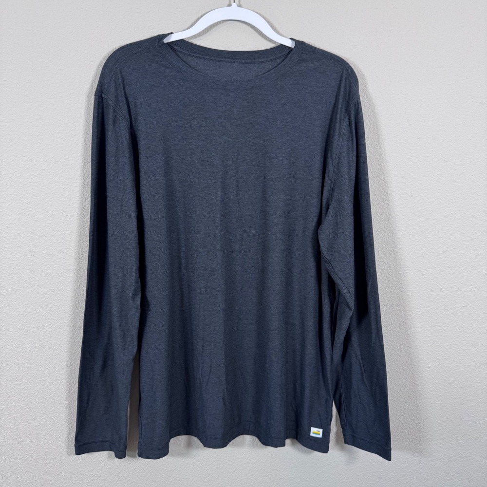 Vuori Long Sleeve Strato Tech Tee Shirt Grey Active Performance Men's Large